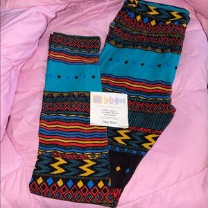 NWT!! 💙 LuLaRoe Patterned Leggings - Multicolor